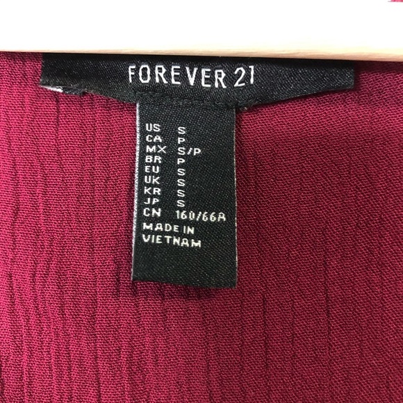 FOREVER 21 Red V Neck Shorts Romper Size Small - Picture 2 of 5